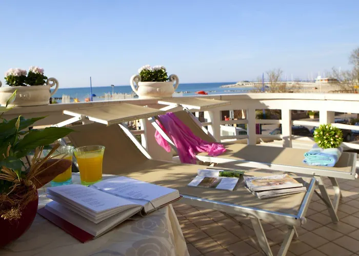 Lungomare Ξενοδοχείο 3*