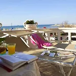 Lungomare Hotel 3*