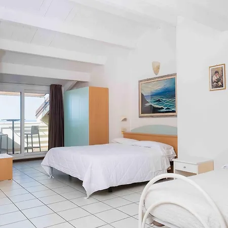 Lungomare 3* Cattolica
