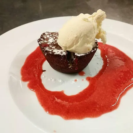 Lungomare Szálloda Cattolica