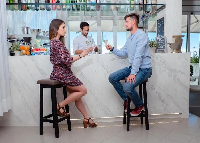 酒店 Lungomare 卡托利卡