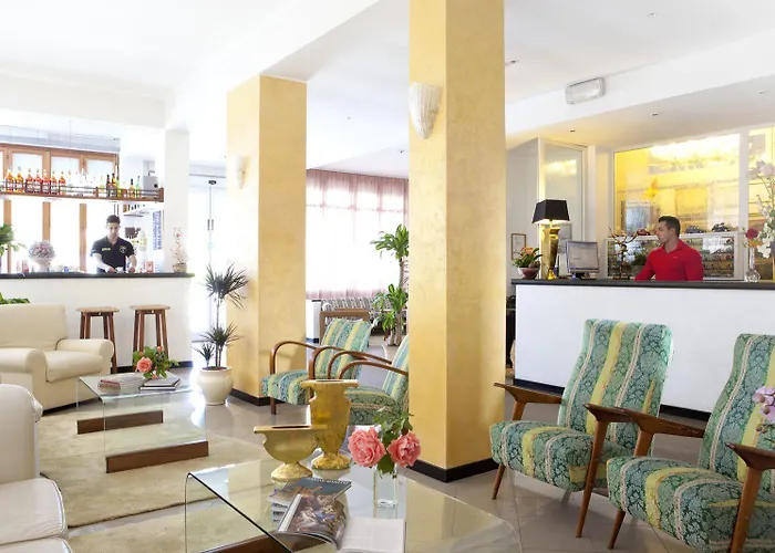 Отель Lungomare 3*