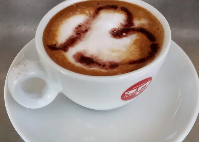 Lungomare 3* 卡托利卡