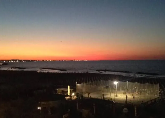 Отель Lungomare